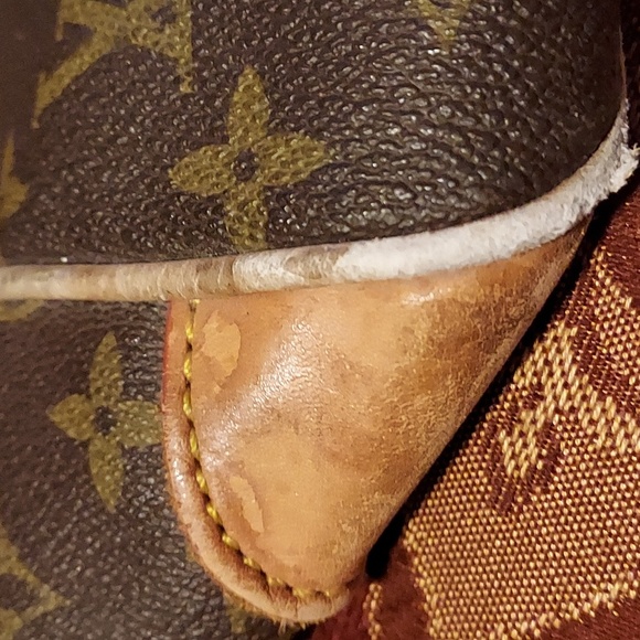 Vintage Louis Vuitton weekend duffle - Picture 8 of 8